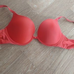 Victoria's Secret Pushup Bra